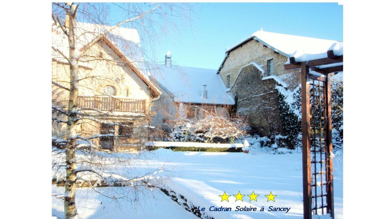 Le Cadran Solaire Romance Classe 3 Etoiles Et 3 Cles Sancey Exteriér fotografie